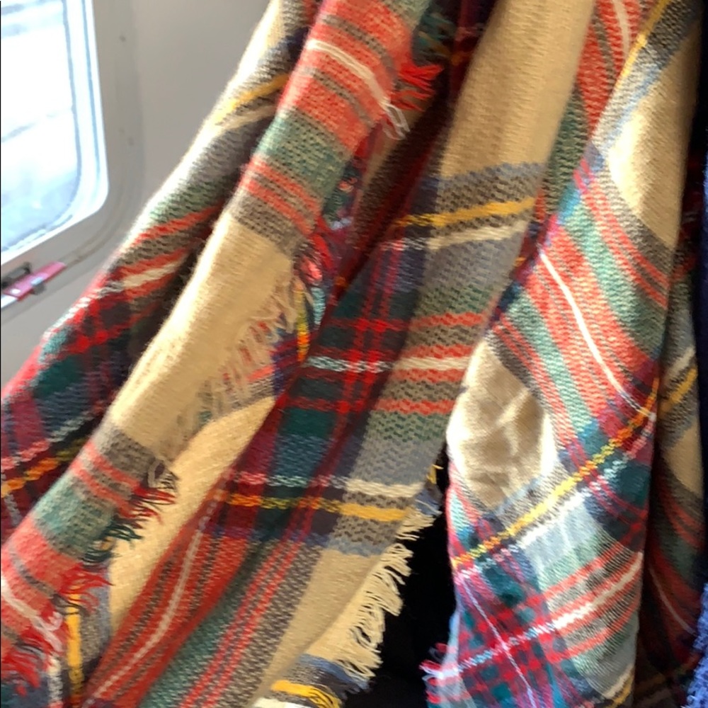 Fall Scarf - Picture 2 of 2